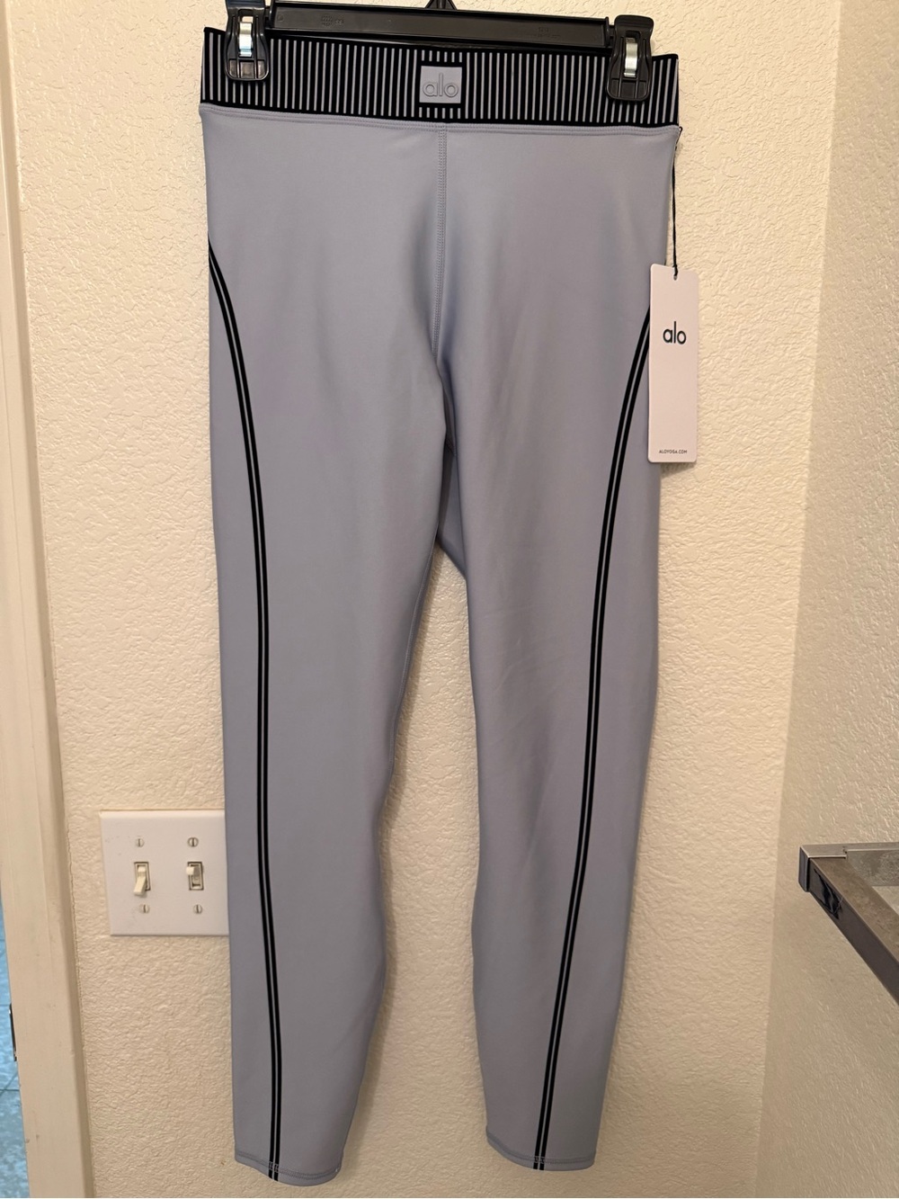 Alo yoga 7/8 airlift line up winter frost leggings